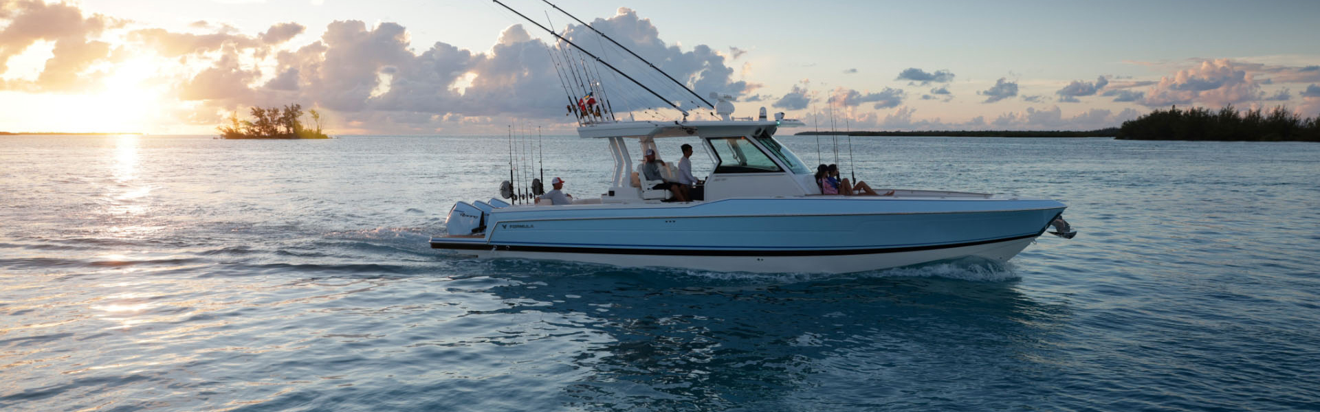 Boat slide 2: Formula Center Console Fish on the water